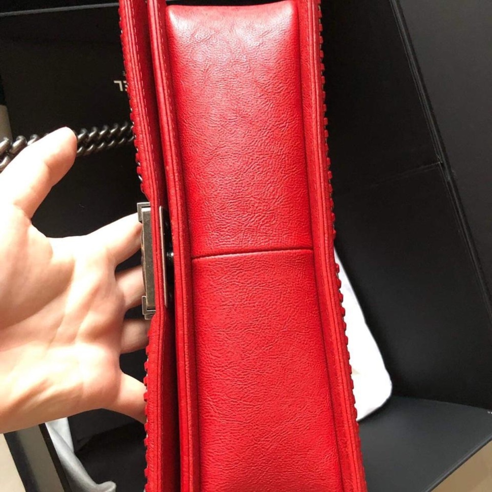 Chanel New Medium with top handle Le boy Bag - Picture 4 of 8